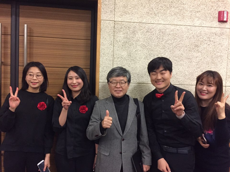 CCC 담임목사님.jpg