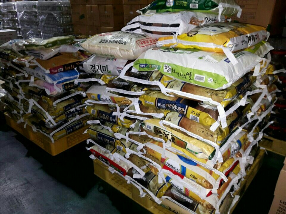 KakaoTalk_20151125_154549658.jpg : 2015 추수감사절, 헌물사역 보고서 KakaoTalk_20151125_154549658.jpg : 2015 추수감사절, 헌물사역 보고서