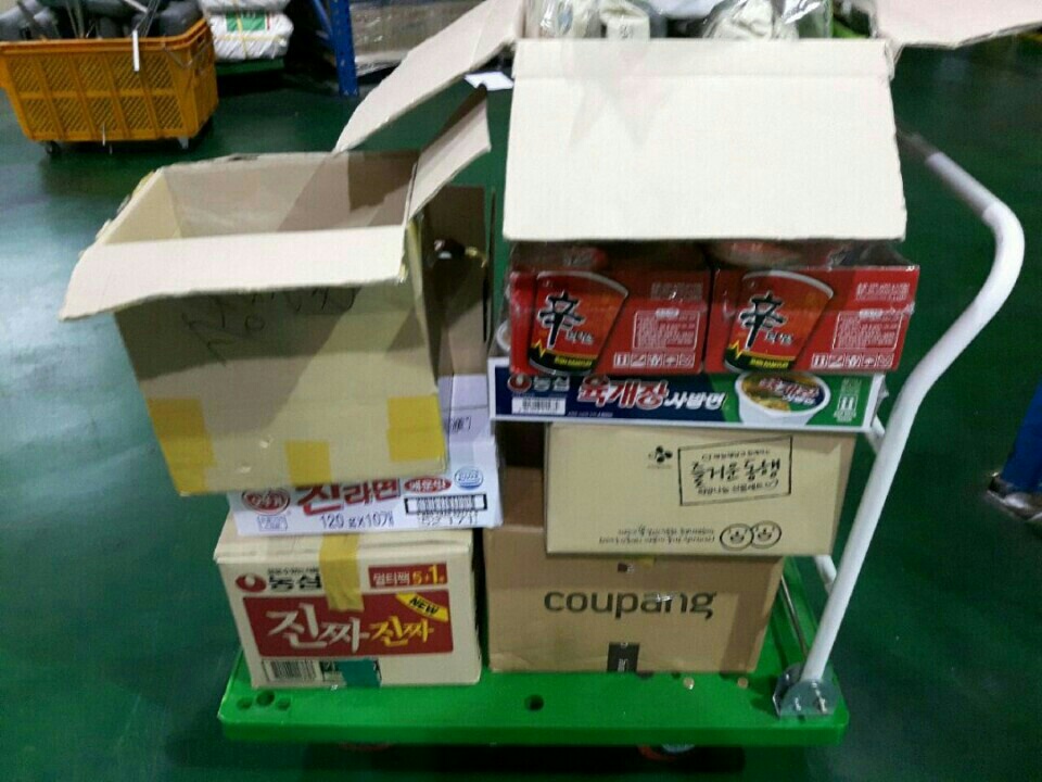 KakaoTalk_20151125_154549701.jpg : 2015 추수감사절, 헌물사역 보고서 KakaoTalk_20151125_154549701.jpg : 2015 추수감사절, 헌물사역 보고서