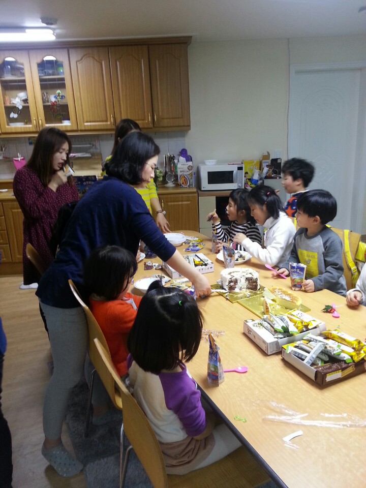 9목장 구제사역.jpg