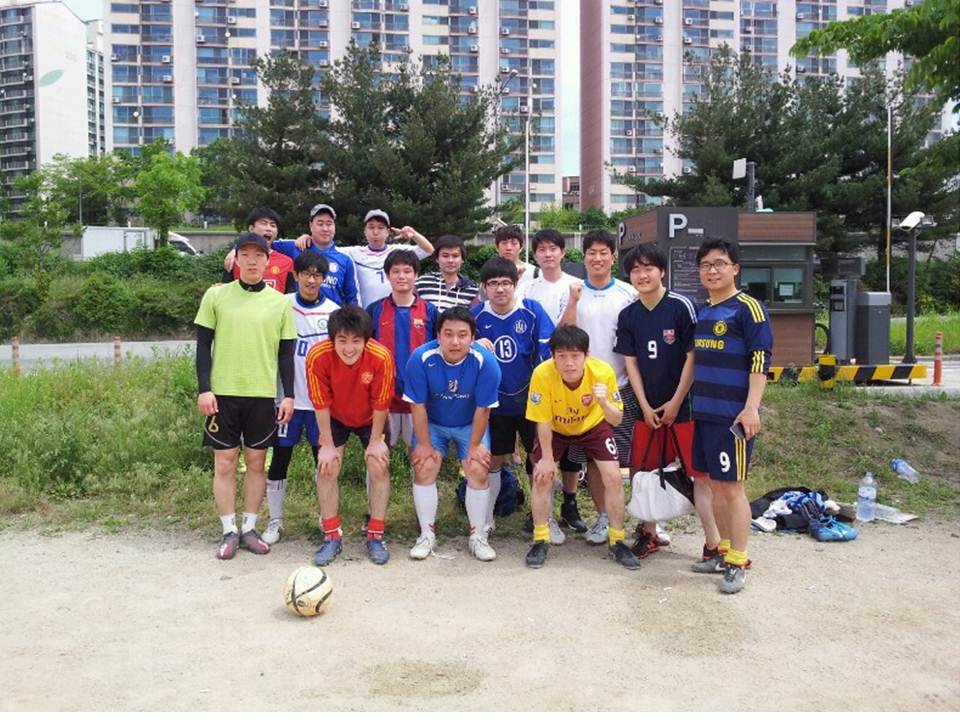 체육대회 - 축구 연습.jpg