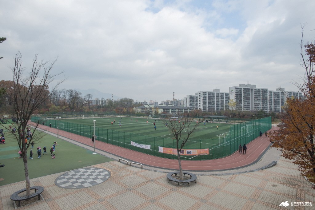 초안산근린공원(창골축구장).jpg