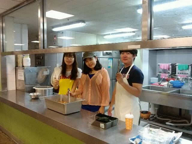 배식_2.jpg : 청사진_2013년9월8일 주일보고서