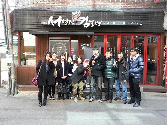 1361938754489.jpg : [2013 캠퍼스전도 & 예람제] 2/27일 2진 한양대입학식 캠전현장