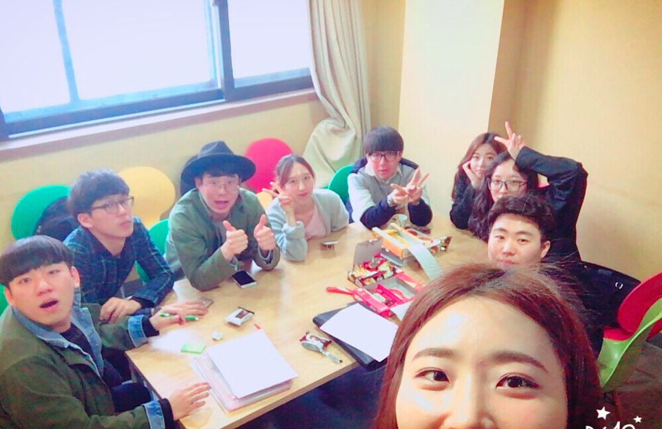 대학생팀.jpg : 필그린 7진_2016년 3월 20일 주일보고서