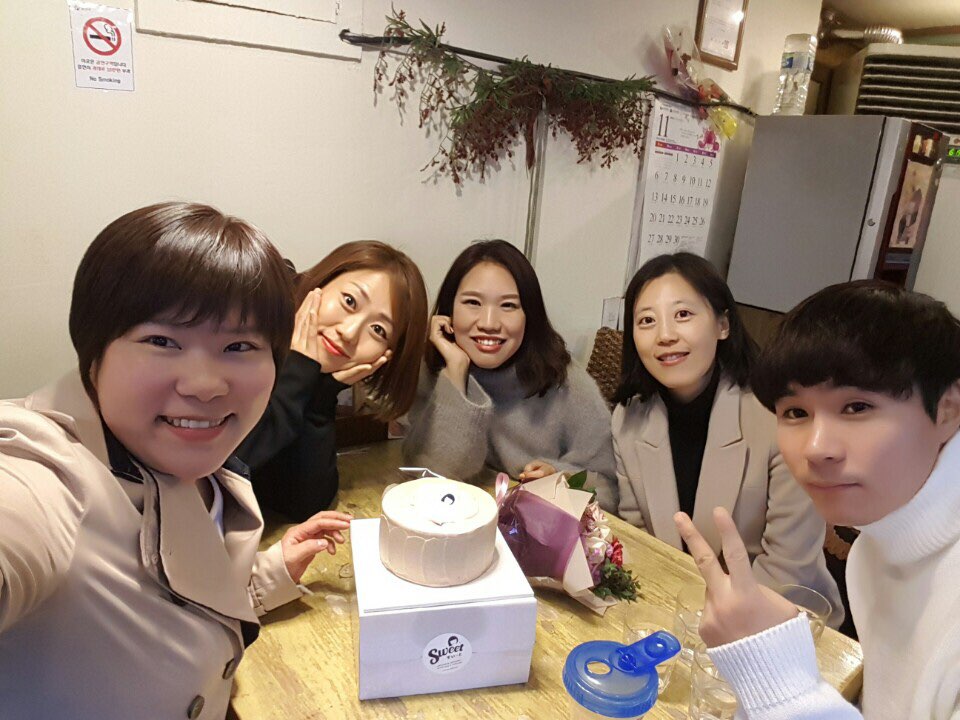 팀모임 풍경 (2).jpg