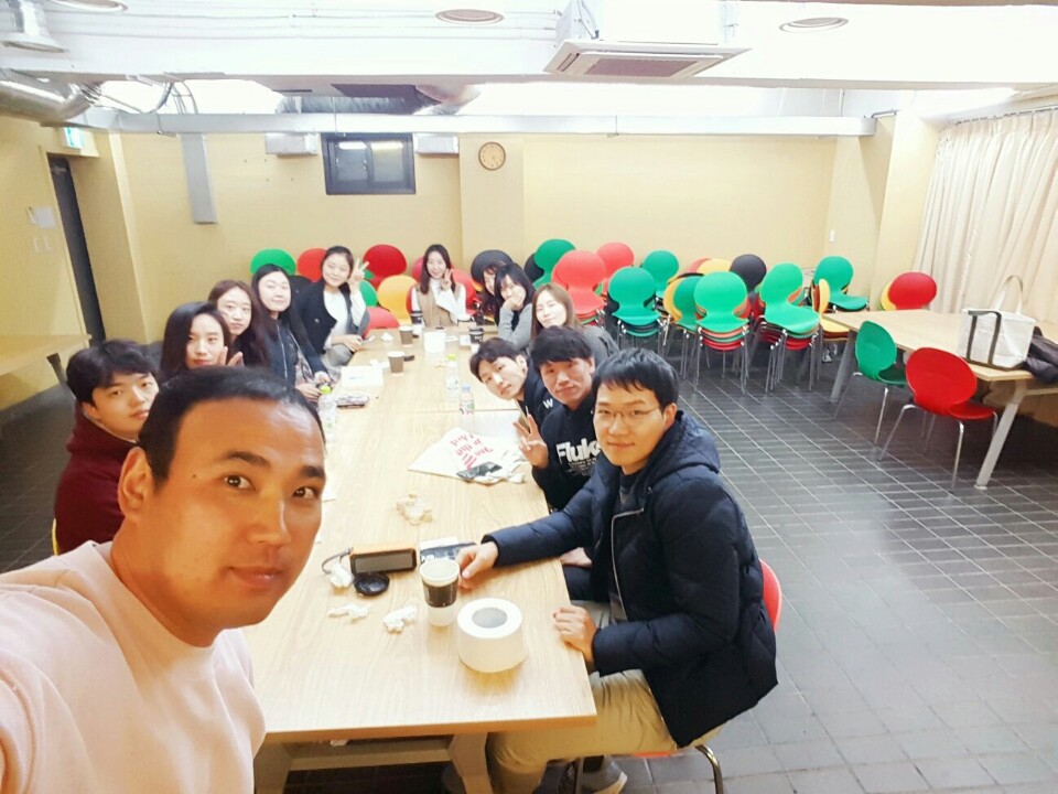 팀모임 풍경.jpg