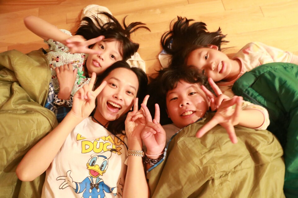 12 아이들과 취침.jpg