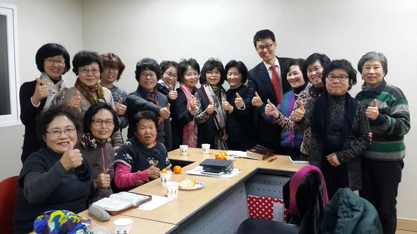 주일1목장 주일사진.jpg : <은혜의 장년1진> '영원한 청년, 소명자을 위한 공동체'