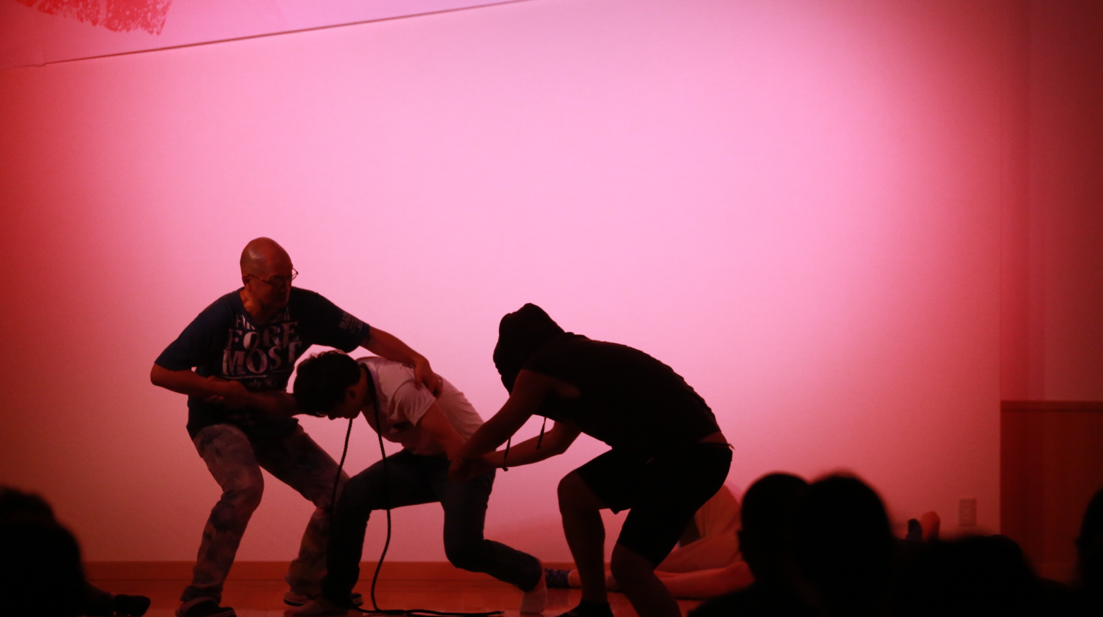 09 공연2_스킷.JPG