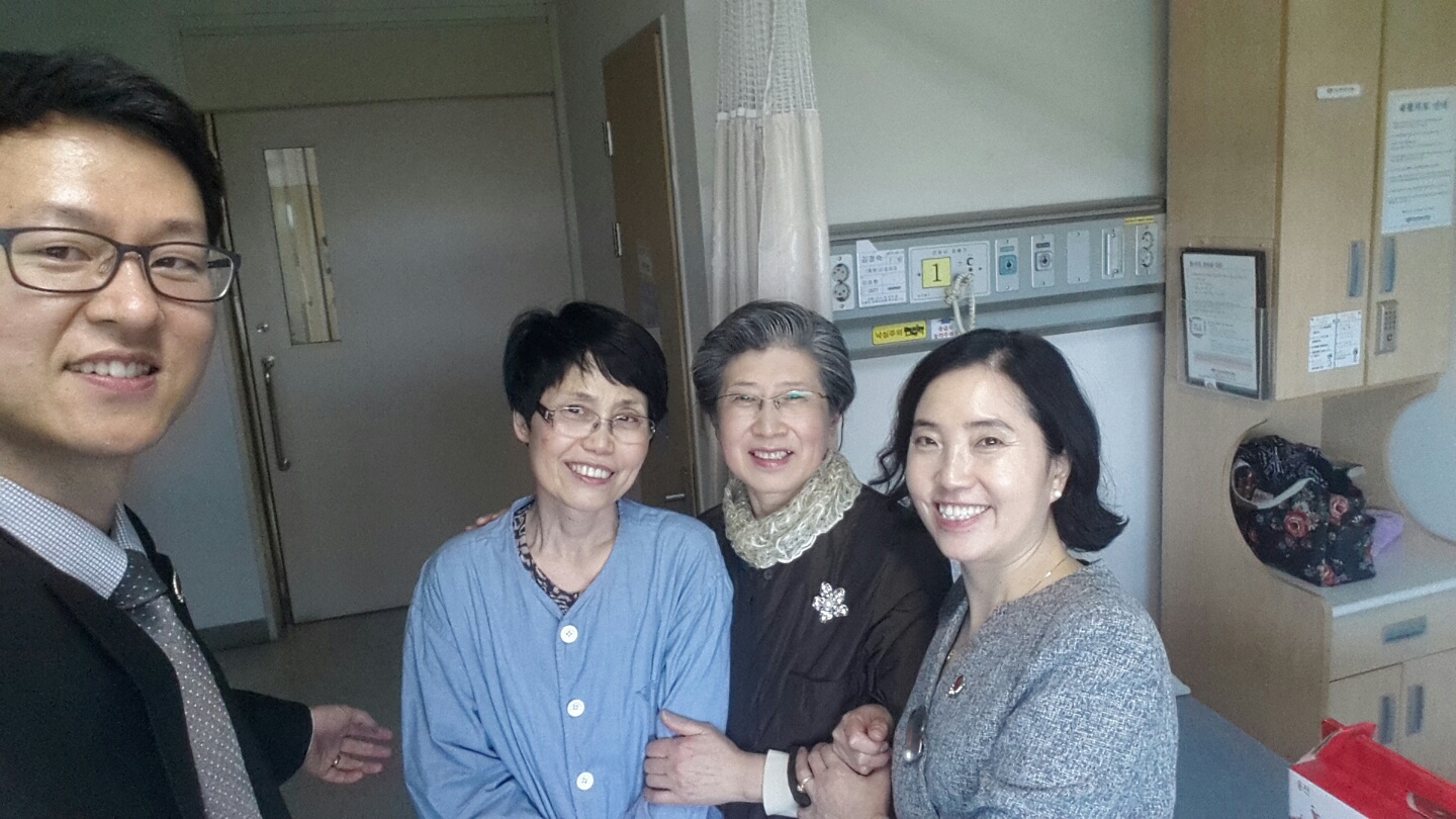 김정숙 집사님 사진.jpg : <은혜의 장년 1진> '은혜, 섬김, 기도'로 언제나 '그 자리'에서 뵙겠습니다!