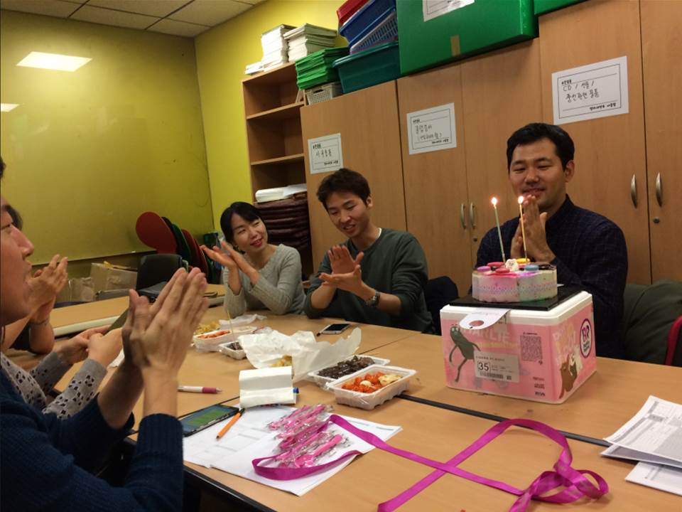 간사모임 20161127 건희간사 생일.jpg