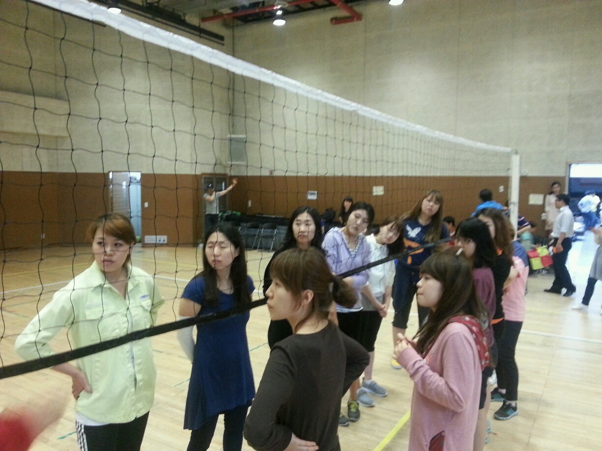 1369099509237_resized.jpg : 우리家族 18진 보고서 (여자 배구 우승!!)