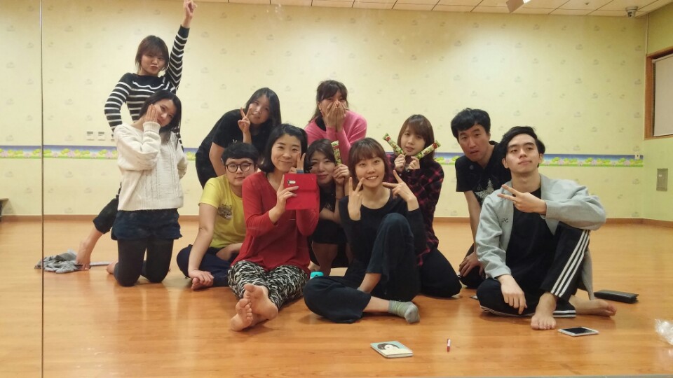 1.jpeg : 춤추는 예배자