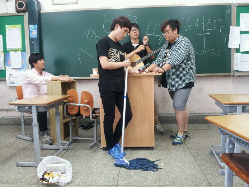 1378357539518.jpg : <하나님께 드림 14진> '한 영혼 사랑' 그것은 '전함'이요 ' 기다림'입니다.