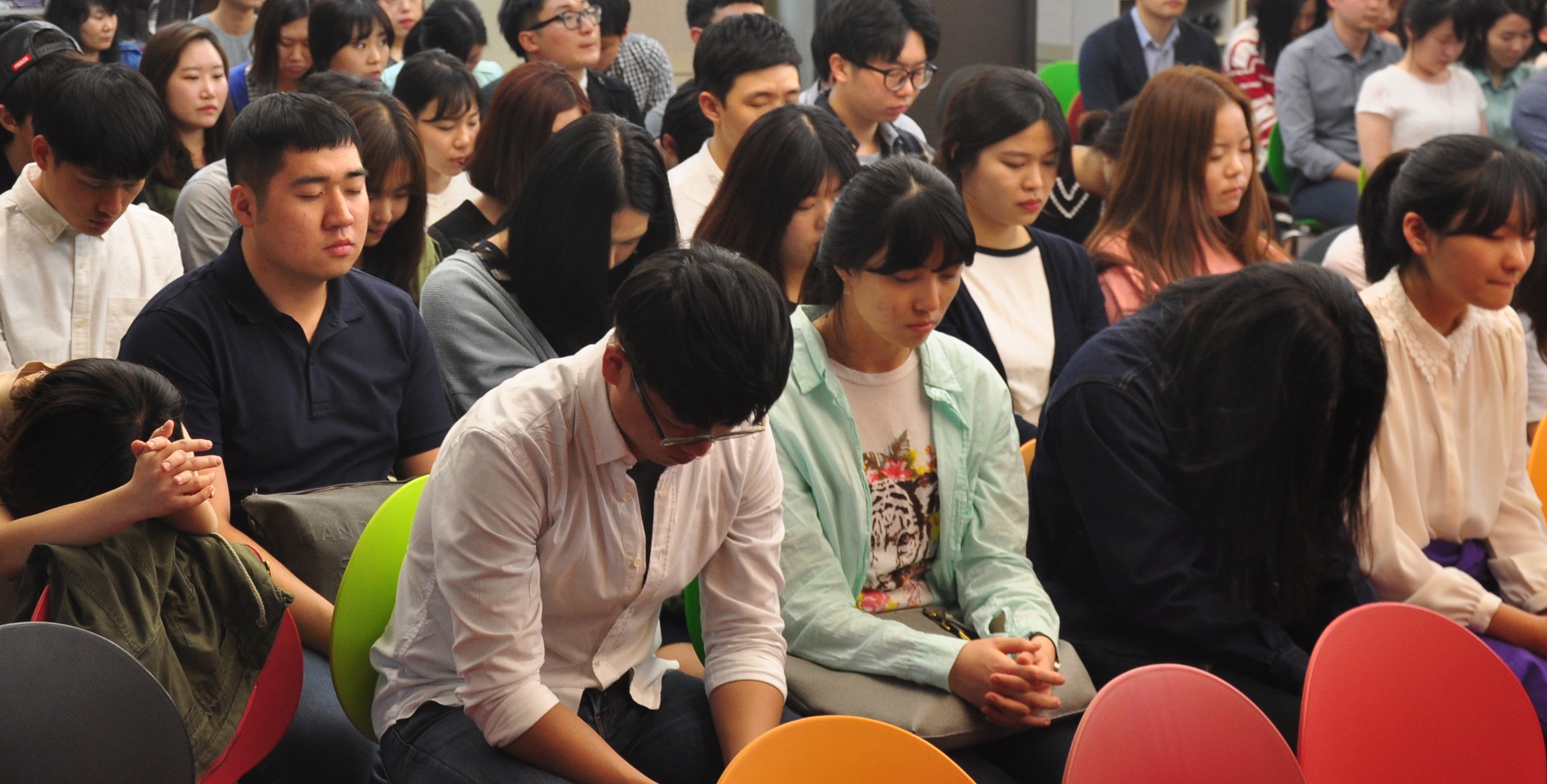 진예배 하나더.jpg