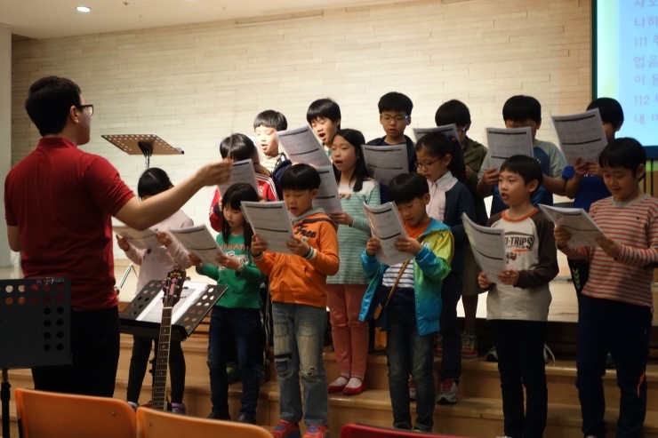 성가대.JPG : [말씀 먹고 기도하여 열매맺는 초등부] 140427 주일보고서