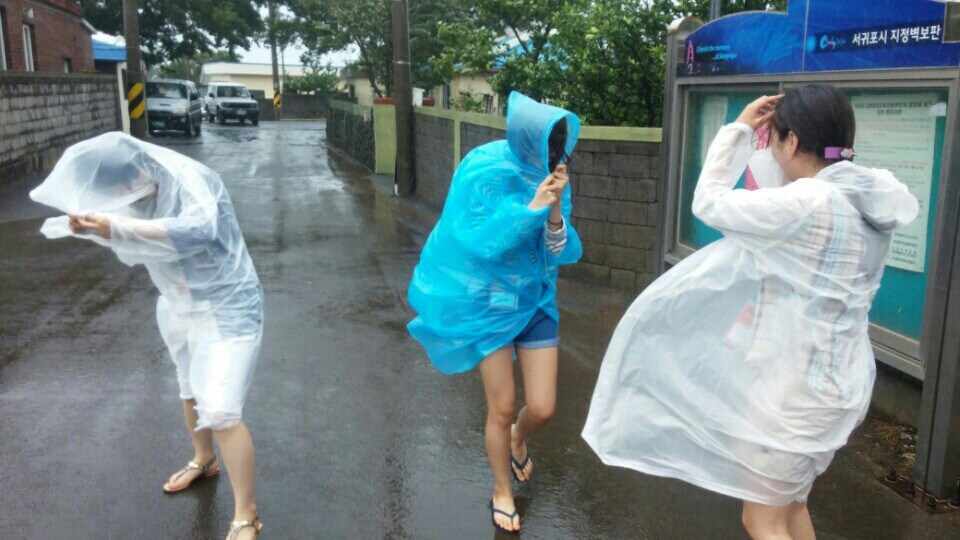 사진 2.JPG : [ High Five Camp 보고 ] 너구리도 막지 못한 제주선교!