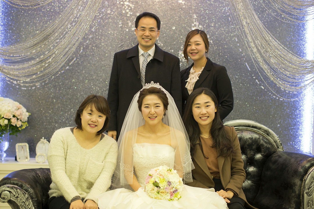 1358641734031.jpg : 18진 보고서 <결혼 축하합니다. 홍은정 간사^^>