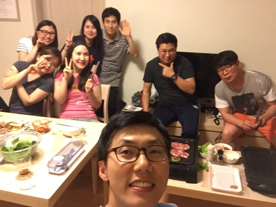 레알팀 엠티.jpg : [함께 웃고 함께 우는 청장년2진] 주일과 교회에서 주중과 일상에서도(150524)