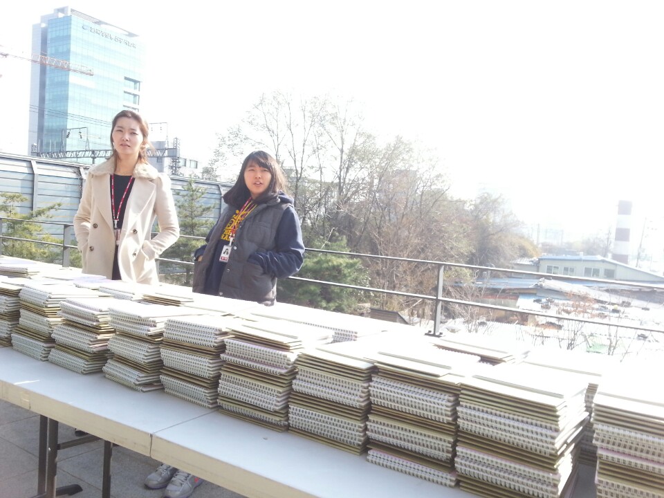 안내1 (131201).jpeg : [살포하라 2014 달력] 12월 1일 안내팀 사역보고서 입니다.