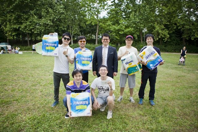 BandPhoto_2014_06_03_05_21_00.jpg : 청장년 3진 주일보고 (코이노니아 사진 첨부) BandPhoto_2014_06_03_05_21_00.jpg : 청장년 3진 주일보고 (코이노니아 사진 첨부)