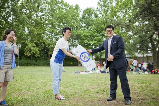 BandPhoto_2014_06_03_05_20_53.jpg : 청장년 3진 주일보고 (코이노니아 사진 첨부) BandPhoto_2014_06_03_05_20_53.jpg : 청장년 3진 주일보고 (코이노니아 사진 첨부)