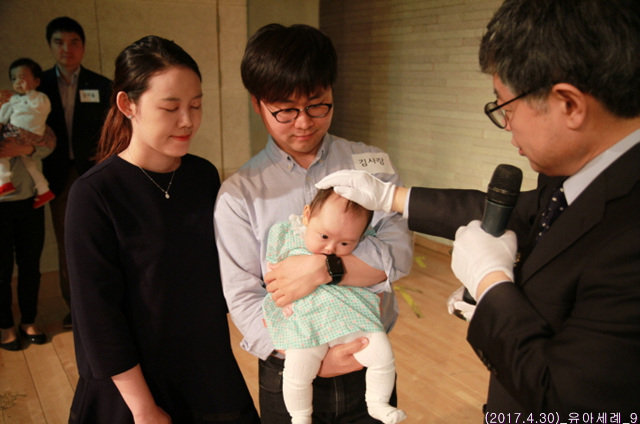 (2017.4.30)_유아세례_9.jpg