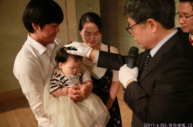 (2017.4.30)_유아세례_12.jpg