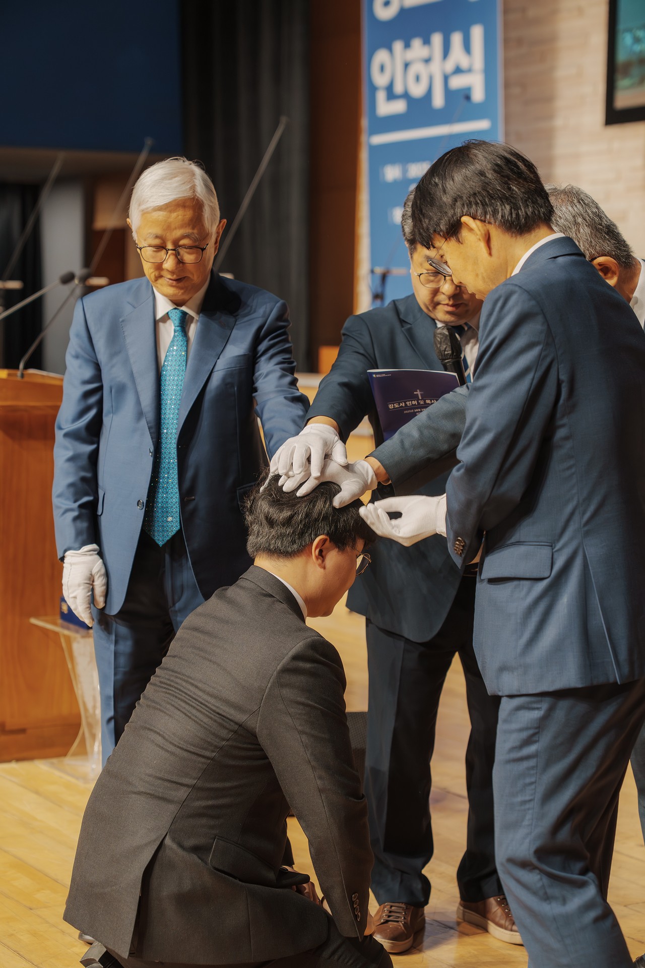 목사안수_강도사인허식_26.jpg_compressed.JPEG