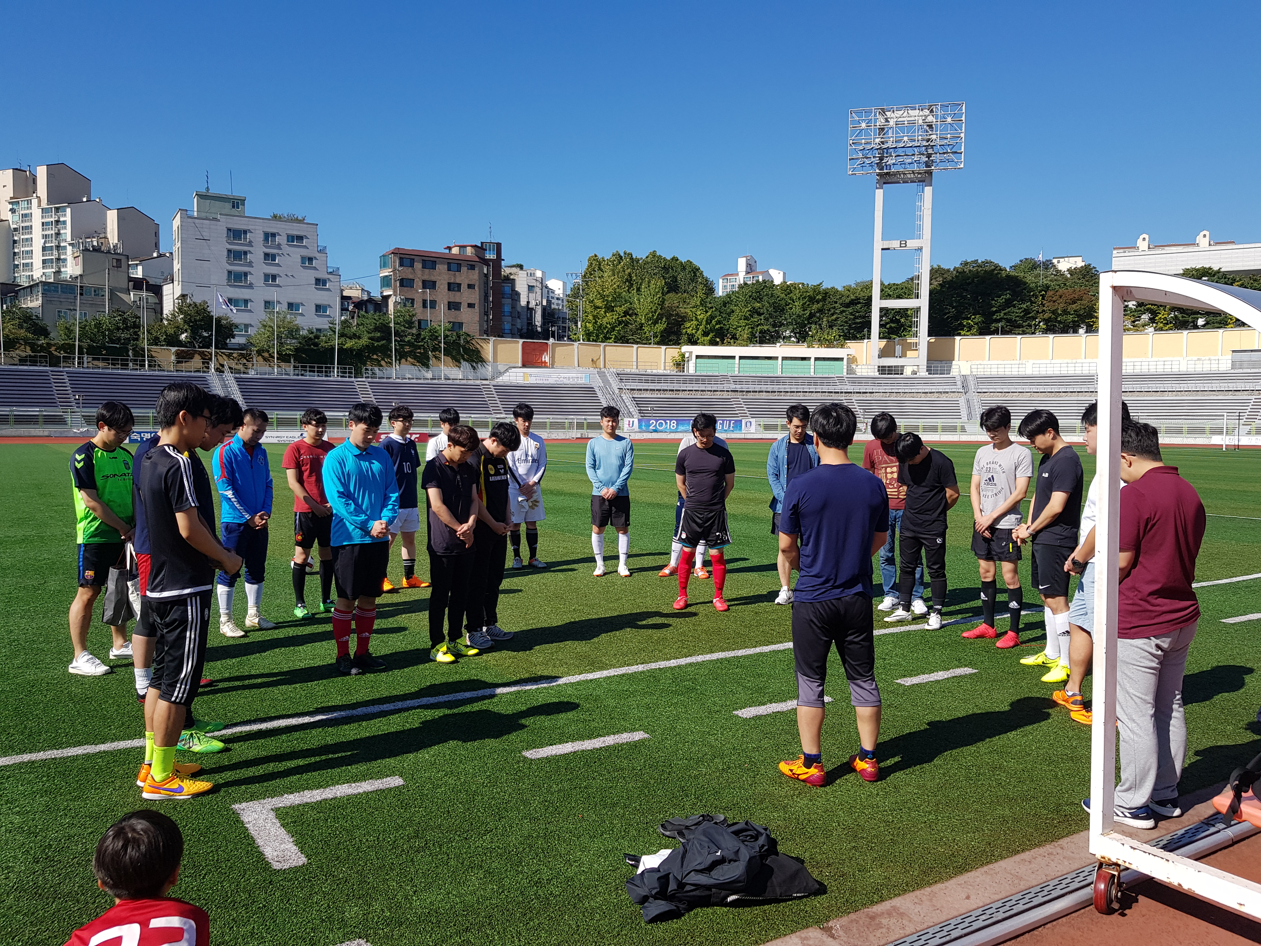 체육대회 180930 축구기도.jpg