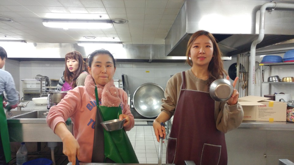 봉사 20171224 특새배식4.jpg