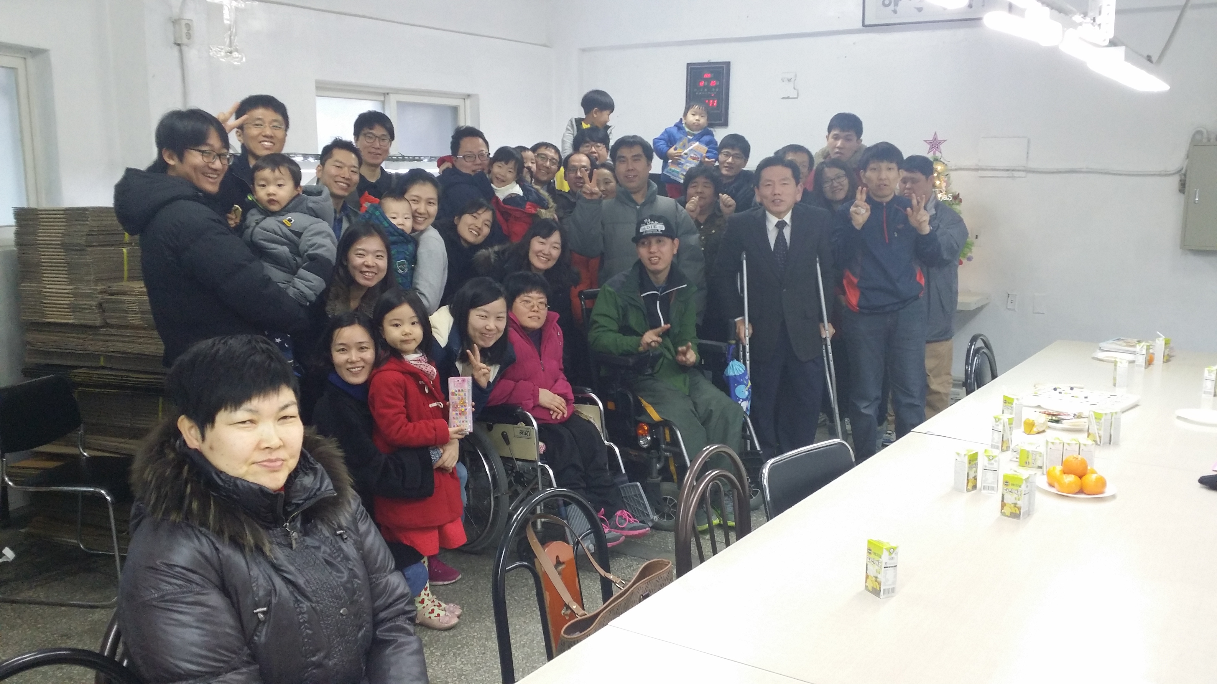 151225 성탄구제9.jpg : 청장년3진 주일 보고서 151225 성탄구제9.jpg : 청장년3진 주일 보고서