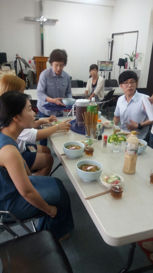 점심.jpg : [34차 일본선교] 오사카 힐스처치 사역보고 - 첫째날