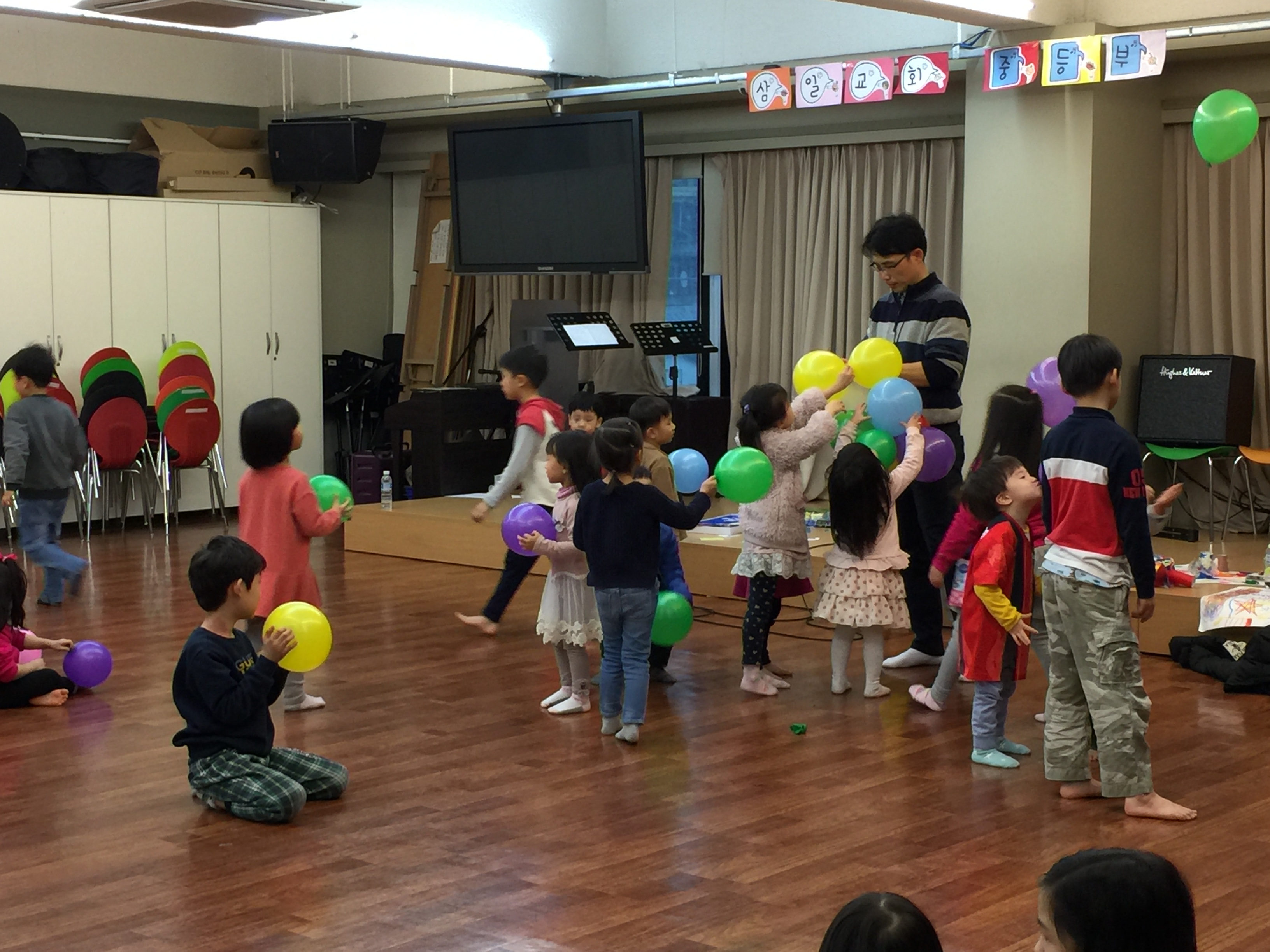 KakaoTalk_20160305_172135342.jpg : [기쁨의 청장년1진] 제자훈련 시작 (150306)