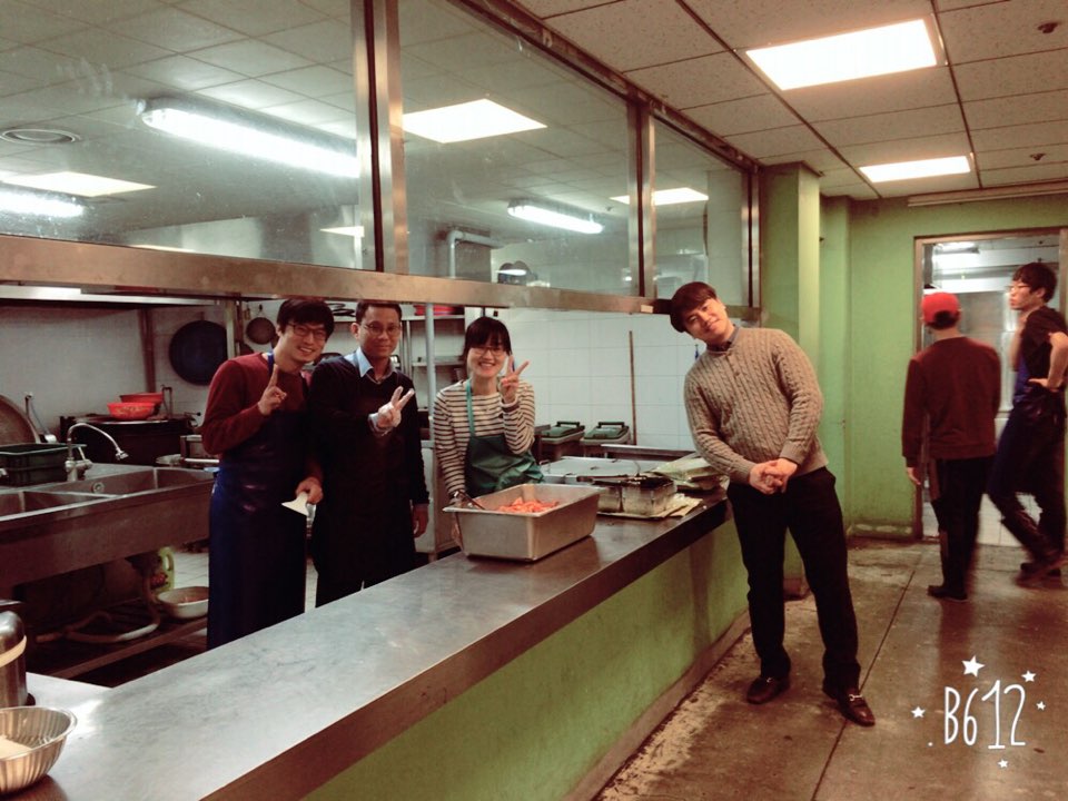 배식_2.jpg : 필그린 7진_2016년 3월 27일 주일보고서