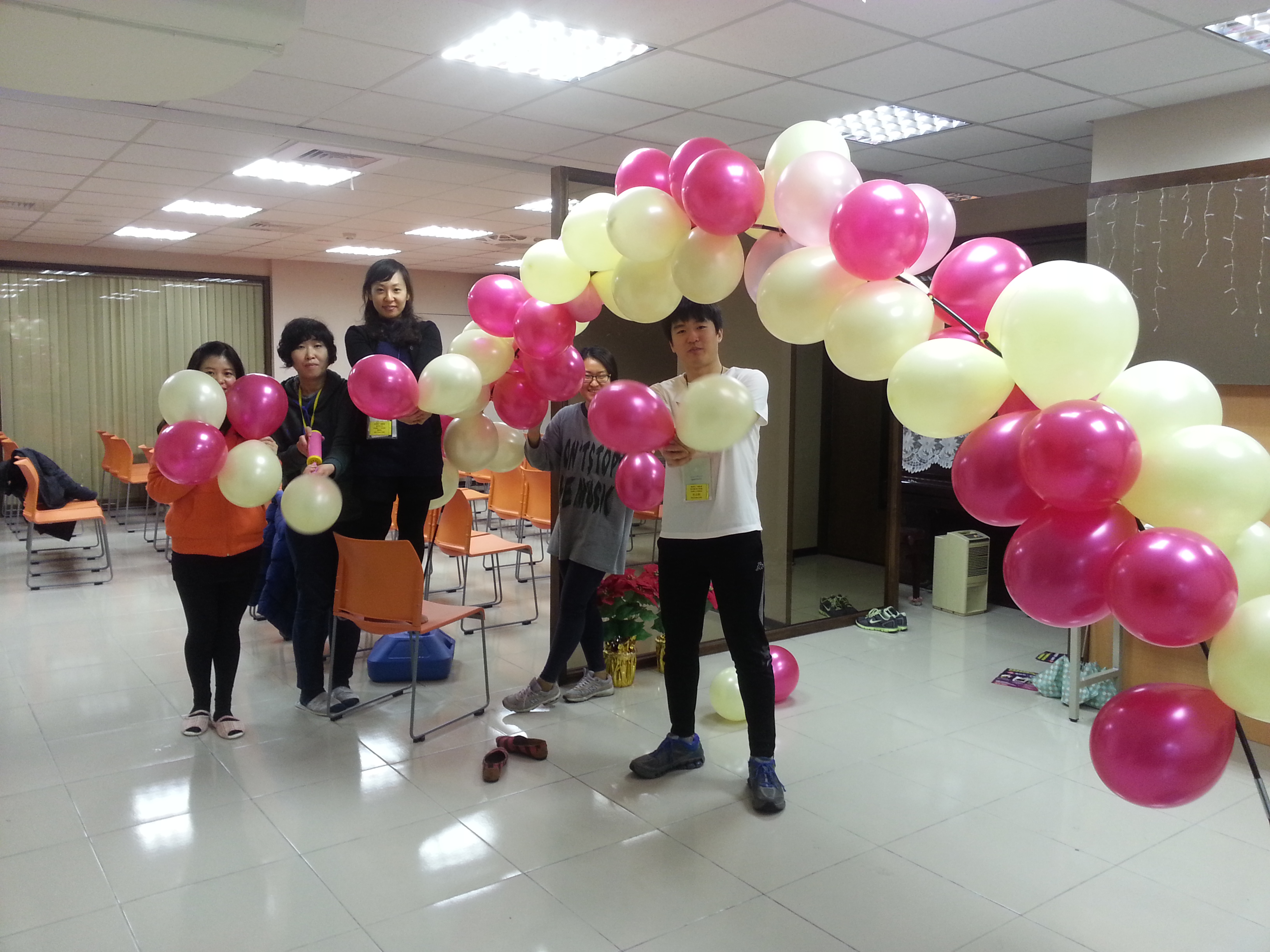 20140210_212940.jpg : 대만 팔복교회 1일차 2일차 사역 보고서 20140210_212940.jpg : 대만 팔복교회 1일차 2일차 사역 보고서