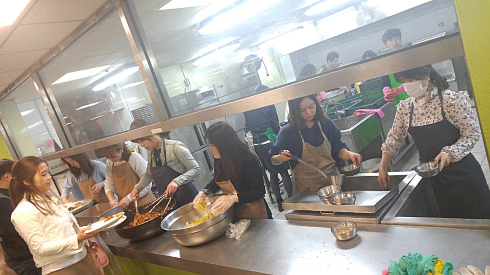 KakaoTalk_20160407_124754587.jpg : (우리 14진) 주일 배식에 수고하셨어요..