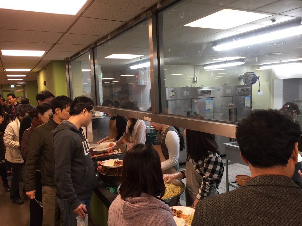 KakaoTalk_20160403_112803197.jpg : (우리 14진) 주일 배식에 수고하셨어요..