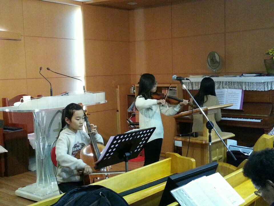 1389061529024.jpg : [작은교회 길동무] 140105 개척교회지원팀