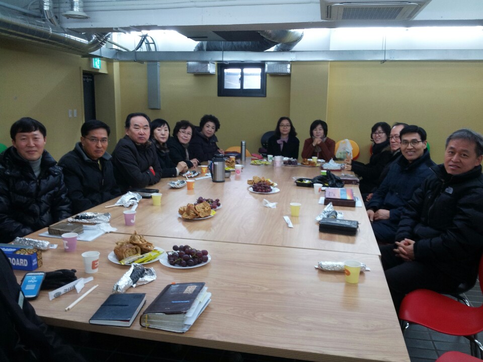 주일 4목장.jpg : <은혜의 장년 1진> '2.15일 장년 전체목자모임때 꼭 뵙겠습니다!^^'