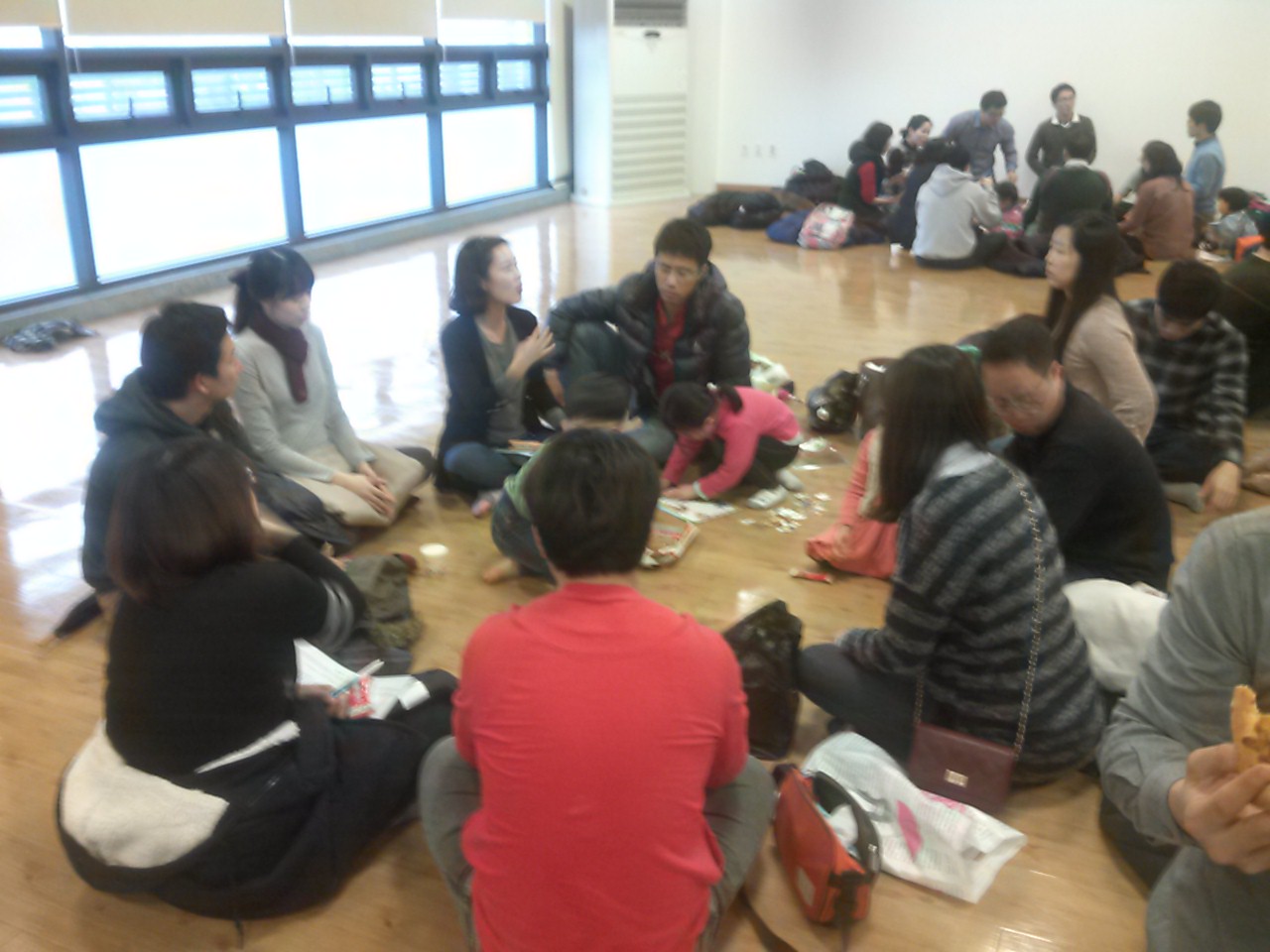 P150125_155205.jpg : [함께 웃고 함께 우는 청장년2진] 오겡끼데스까? (150125)