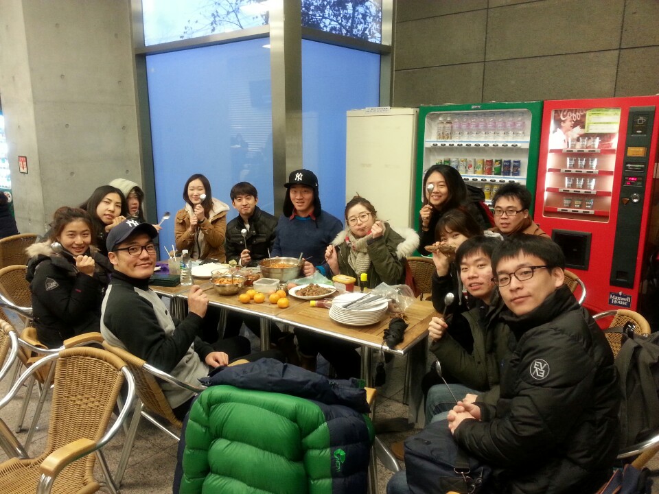 12.8 진데이6.jpg : [하나님께 드림 14진] '14진'은 새벽을 깨우는 진입니다.