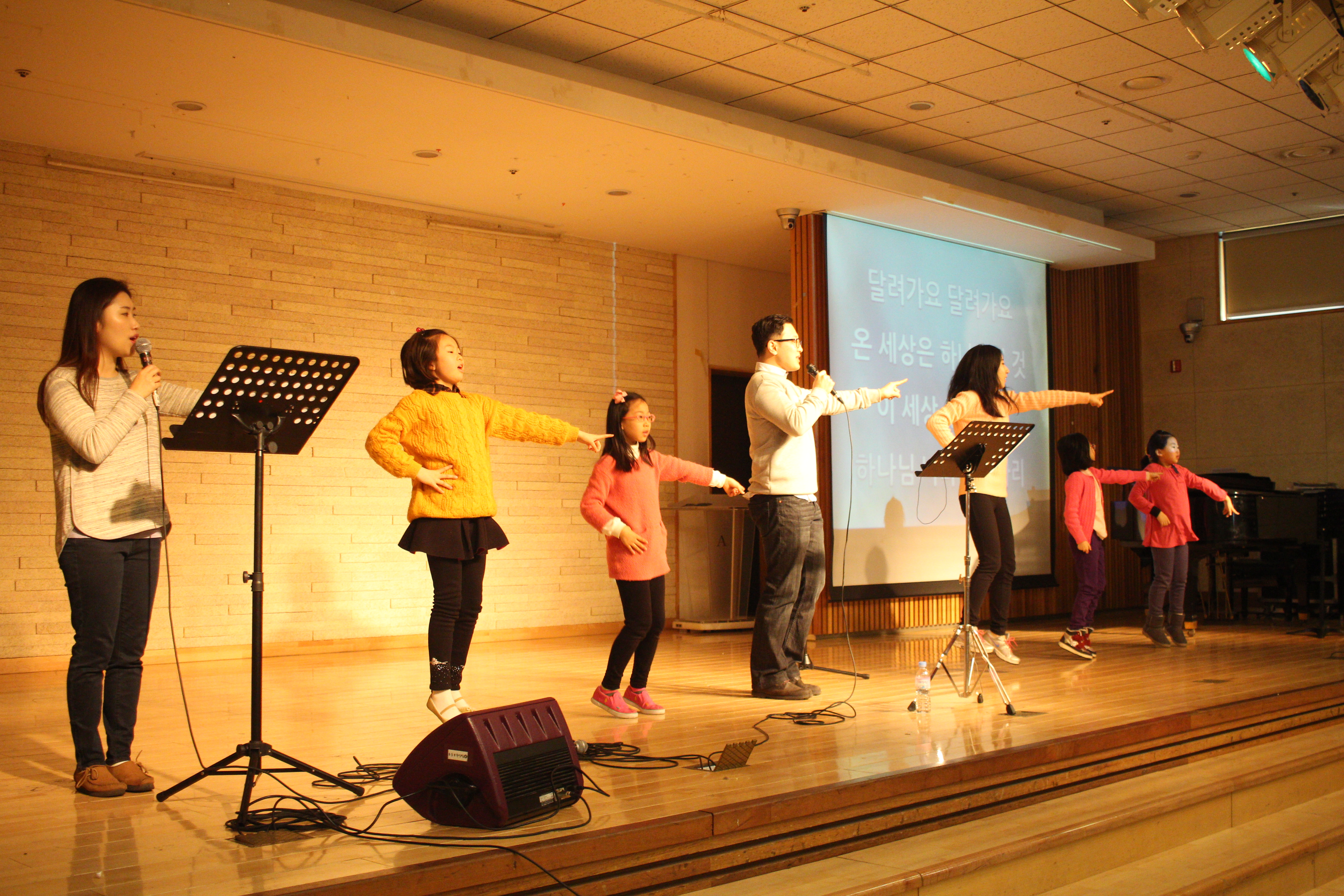 541Ud0151e9ihq1rkuom6_1lamn3.jpg : [삶으로 예배하는 초등부] 150308 주일보고