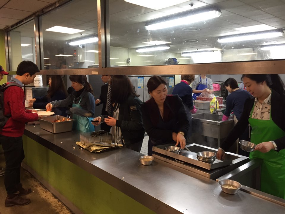 KakaoTalk_20160324_073158102.jpg : 아하 17진 주일보고 # 고난주간특새배식 #캠퍼스 전도 #진예배