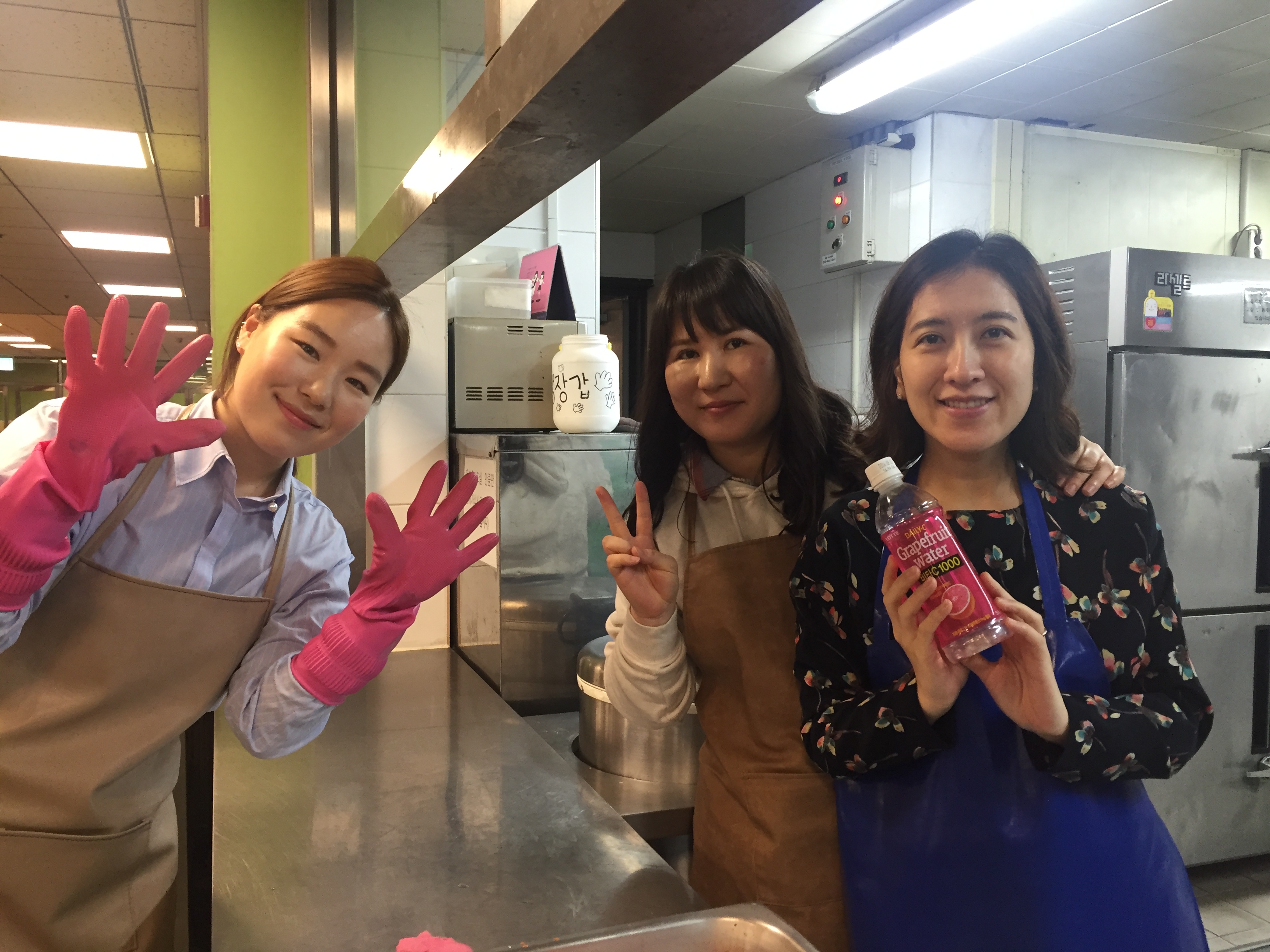 KakaoTalk_20160324_082645425.jpg : 아하 17진 주일보고 # 고난주간특새배식 #캠퍼스 전도 #진예배