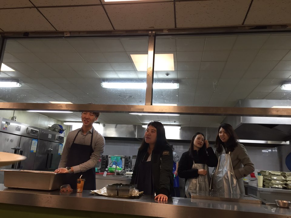 KakaoTalk_20160324_073157372.jpg : 아하 17진 주일보고 # 고난주간특새배식 #캠퍼스 전도 #진예배