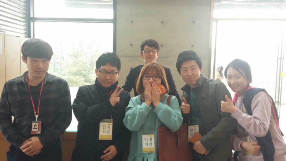 아름다운 간사님 과 함께.jpg : [4월12일] 주일 사역 보고서 (아름다운 간사님들의 섬김 감사합니당~ ^_^)