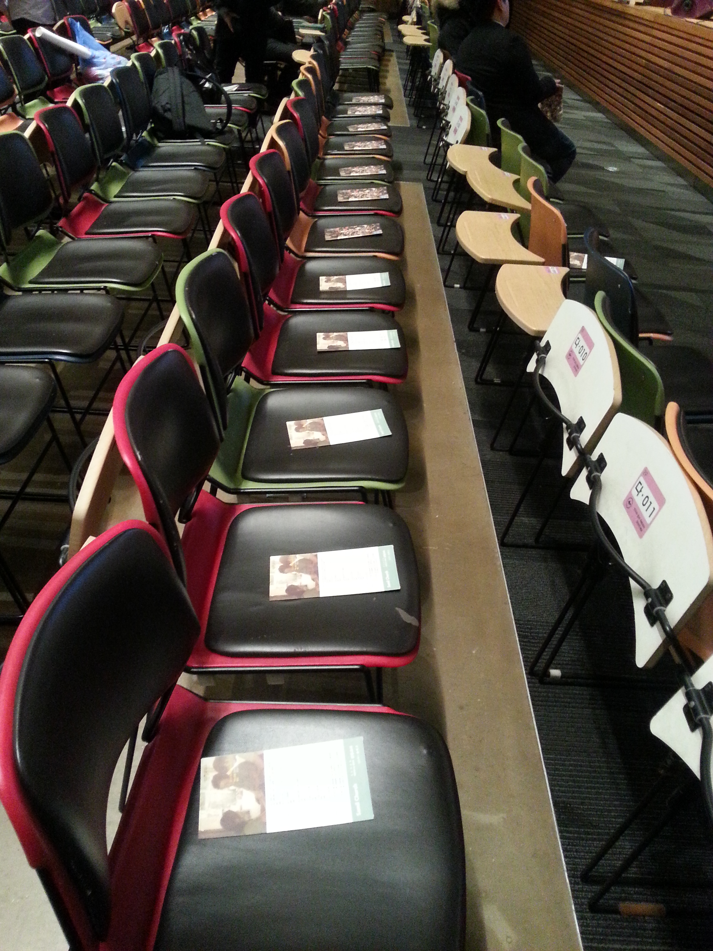 20140112_144058.jpg : [튀지않는 안내팀] 2014년 1월 2주차 사역보고서