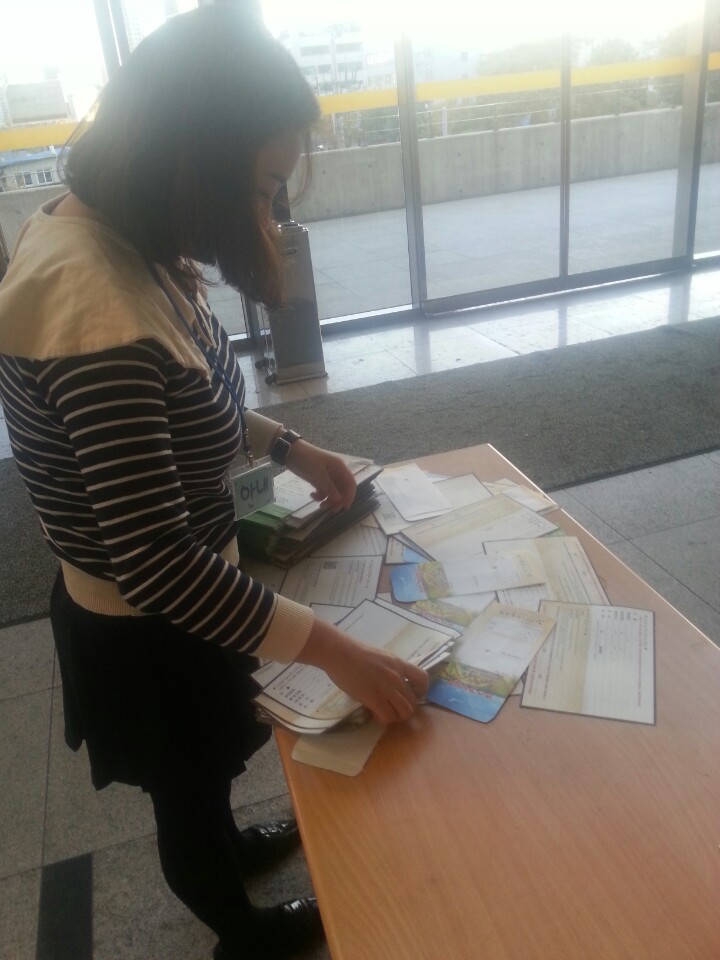 안내3 (131110).jpeg : [은혜와 기쁨이 넘치는 안내팀] 11월 10일 사역보고서 입니다.